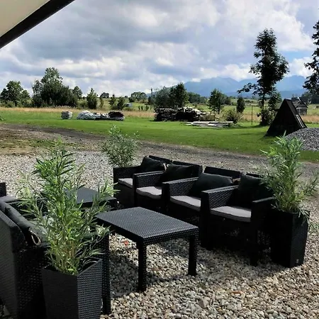 ホームステイ Zakohouse ポロニン