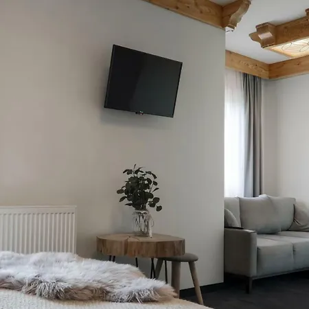 ホームステイ Zakohouse